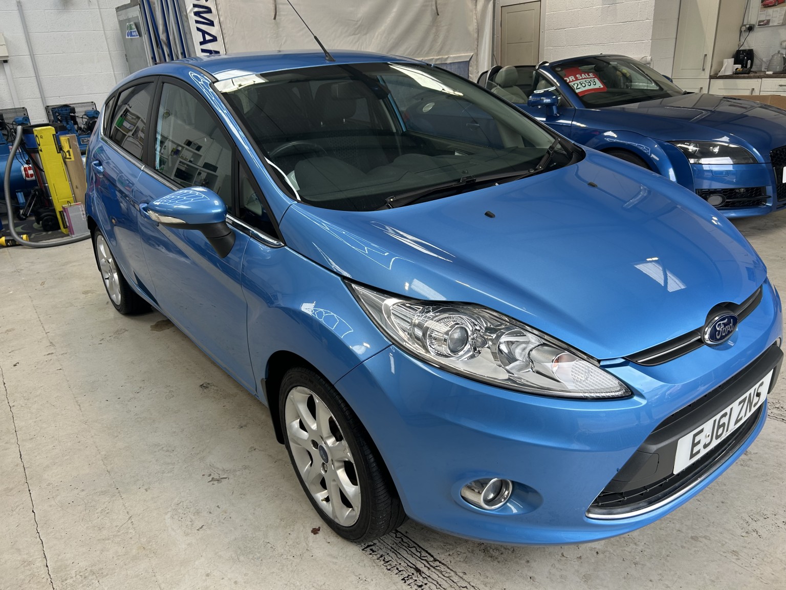 2011 Ford FIESTA 1.6 Titanium for sale, exterior front view