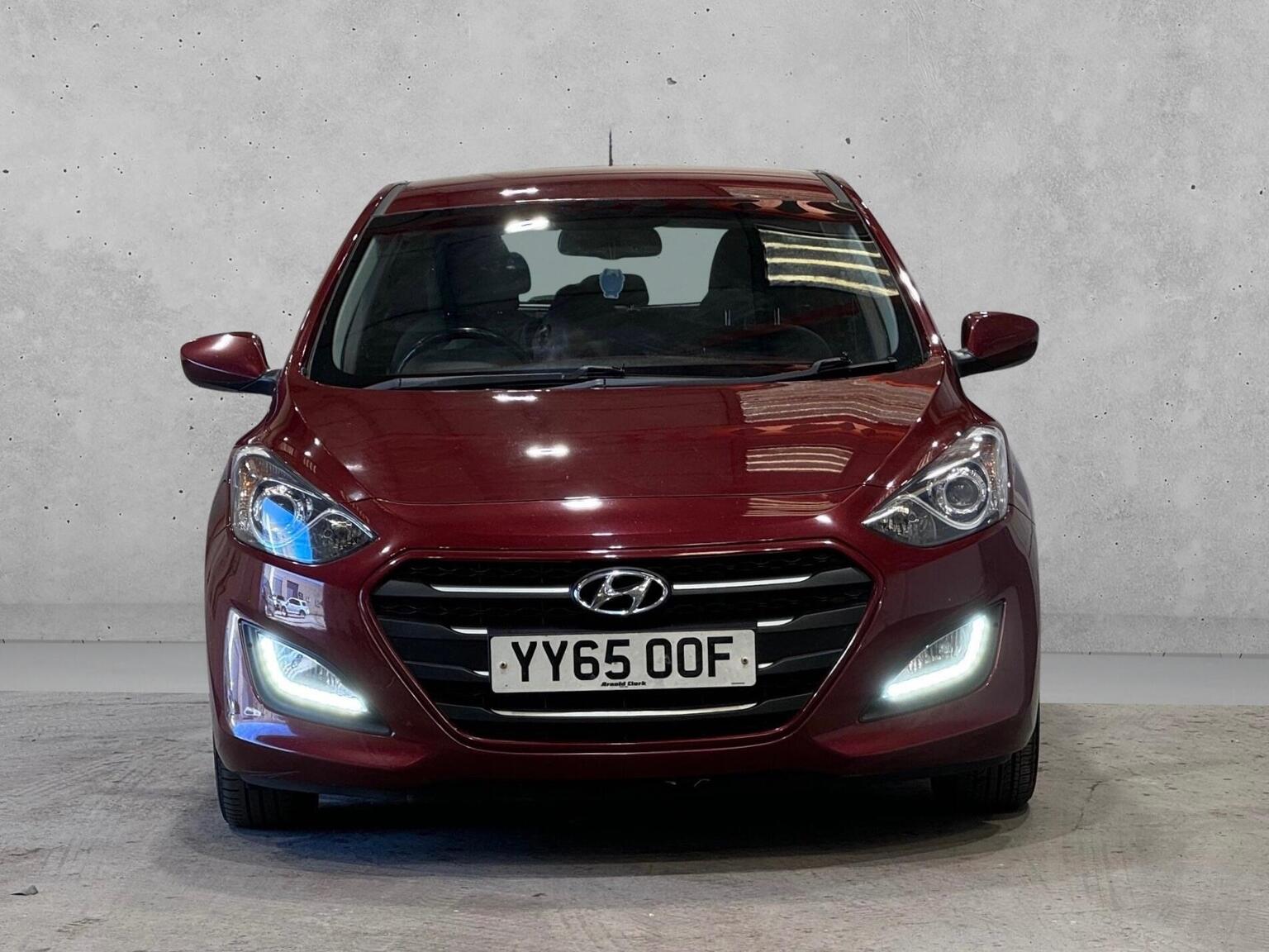 2015 Hyundai I30 1.6 CRDi Blue Drive SE Euro 6 (s/s) 5dr, exterior view 2