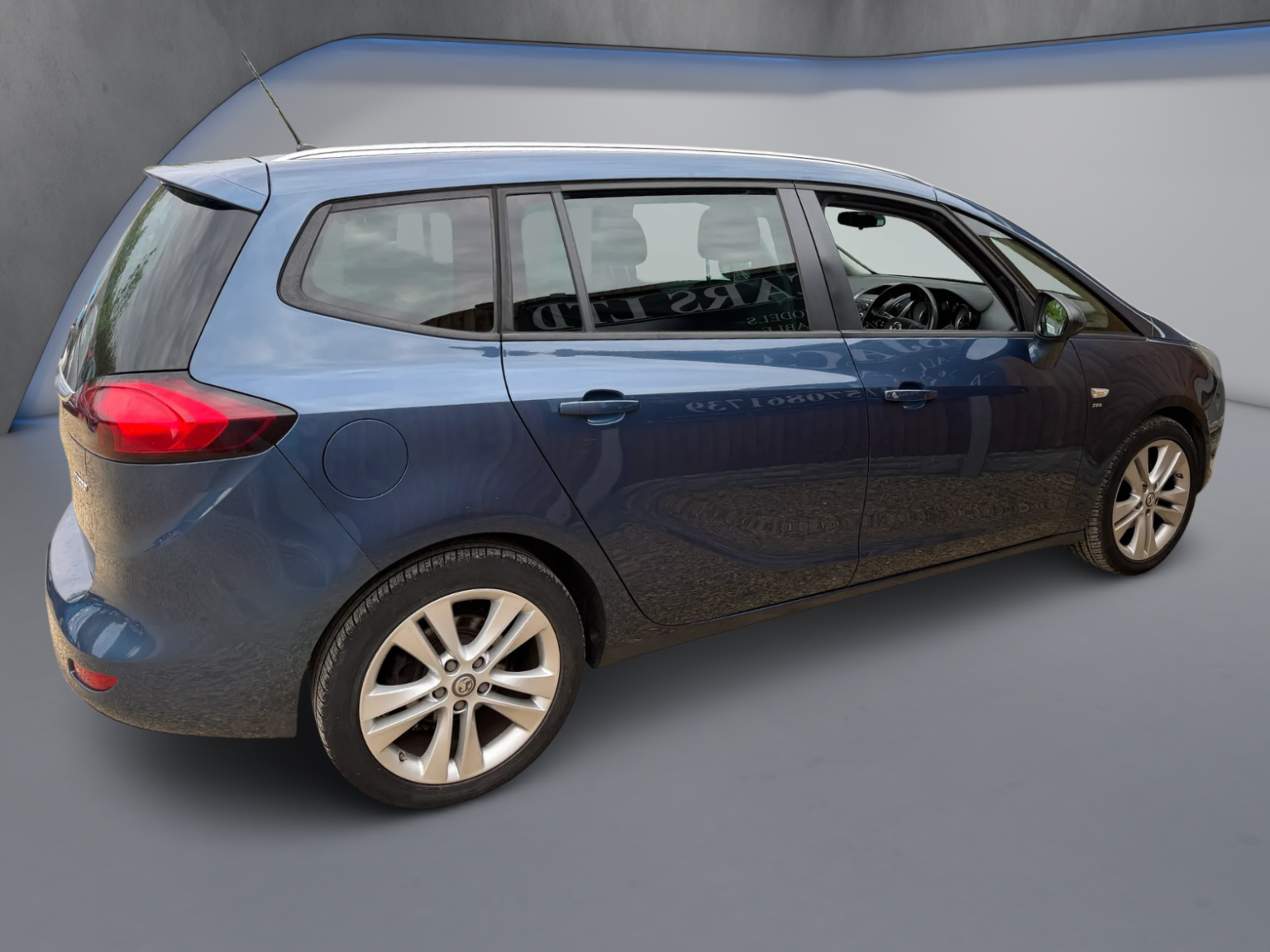 2015 Vauxhall ZAFIRA TOURER 1.4 i Turbo SRi, exterior view 4