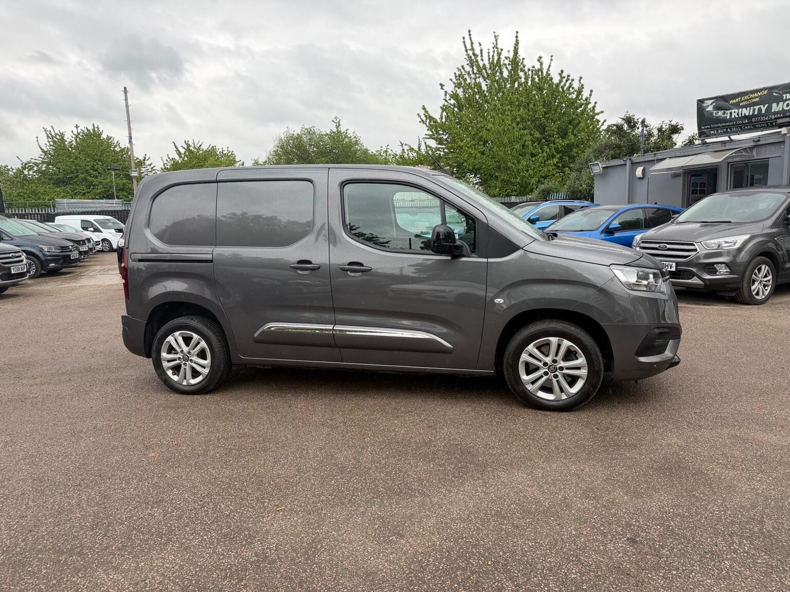 2022 Toyota PROACE CITY 1.5 BlueHDi Design Short Panel Van Auto SWB Euro 6 (s/s) 5dr for sale, exterior front view