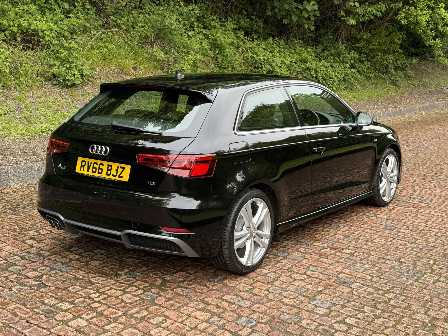 2016 Audi A3 2.0 TDI S line, exterior view 3