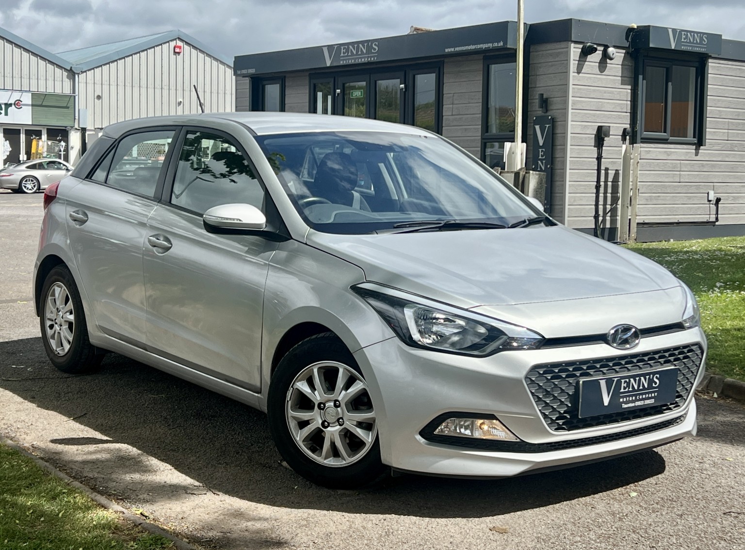 2017 Hyundai I20 I20 SE 1.2 84PS for sale, exterior front view