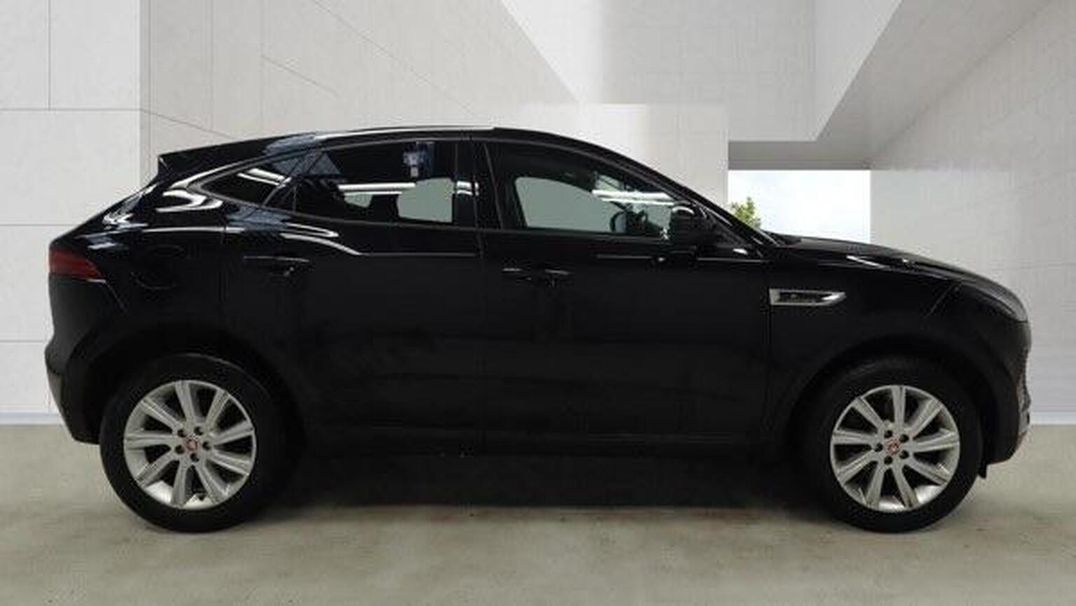 2019 Jaguar E-PACE 2.0 D150 S Auto AWD Euro 6 (s/s) 5dr, exterior view 3