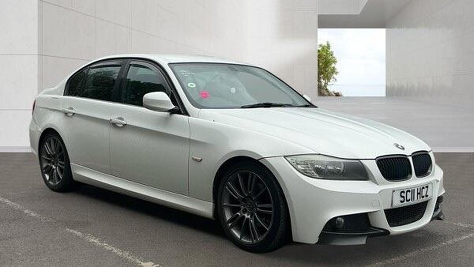 2011 BMW 3 SERIES 2.0 318i Sport Plus Edition Euro 5 (s/s) 4dr for sale, exterior front view