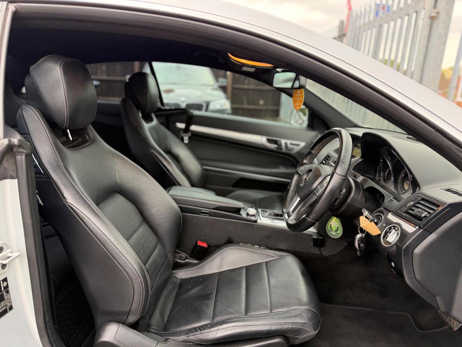 2013 Mercedes-Benz E CLASS 3.0 E350 CDI V6 BlueEfficiency Sport G-Tronic Euro 5 2dr, exterior view 2