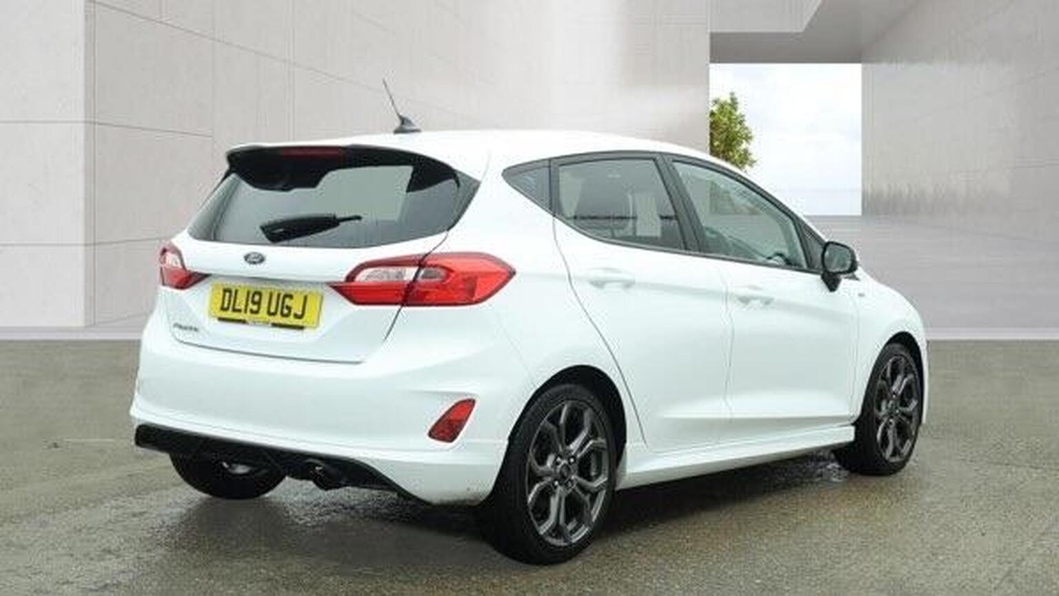2019 Ford FIESTA 1.0T EcoBoost ST-Line Euro 6 (s/s) 5dr, exterior view 3
