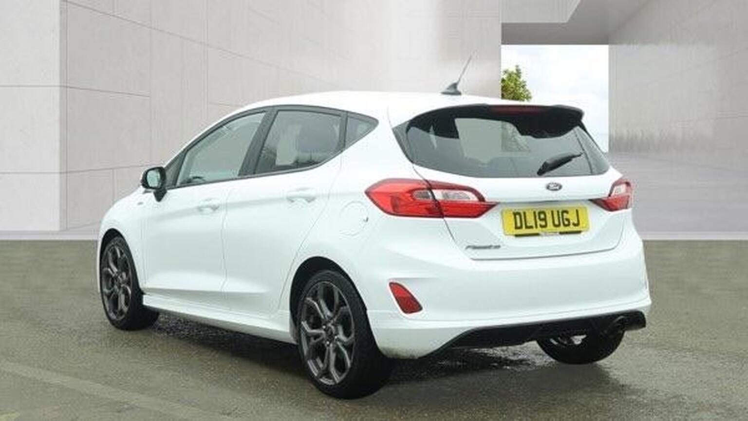 2019 Ford FIESTA 1.0T EcoBoost ST-Line Euro 6 (s/s) 5dr, exterior view 4