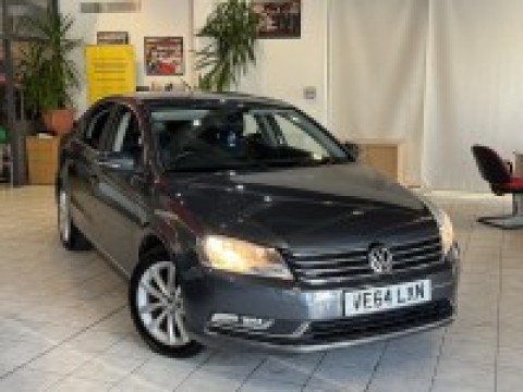 2014 VOLKSWAGEN PASSAT 2.0 TDI BlueMotion Tech Executive