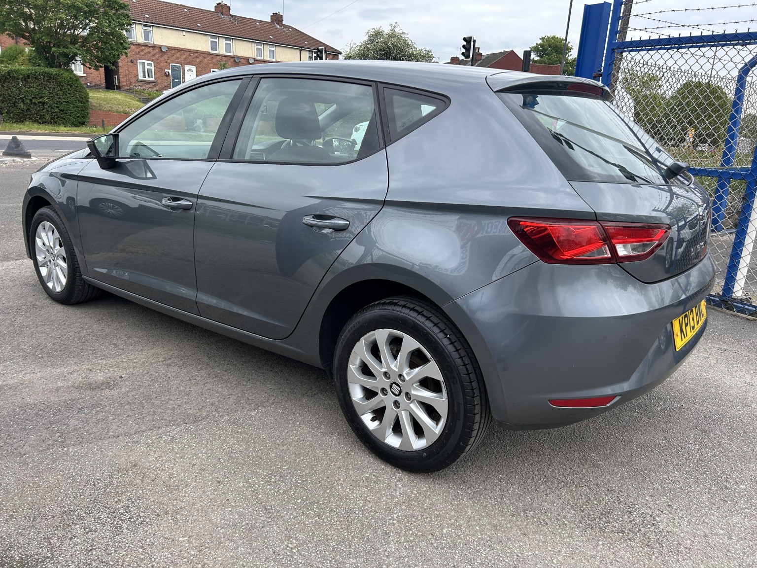 2013 SEAT LEON 1.6 TDI CR SE, exterior view 3