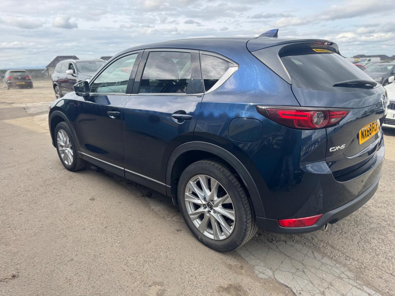 2018 Mazda CX-5 2.0 SKYACTIV-G Sport Nav+ Euro 6 (s/s) 5dr, exterior view 4