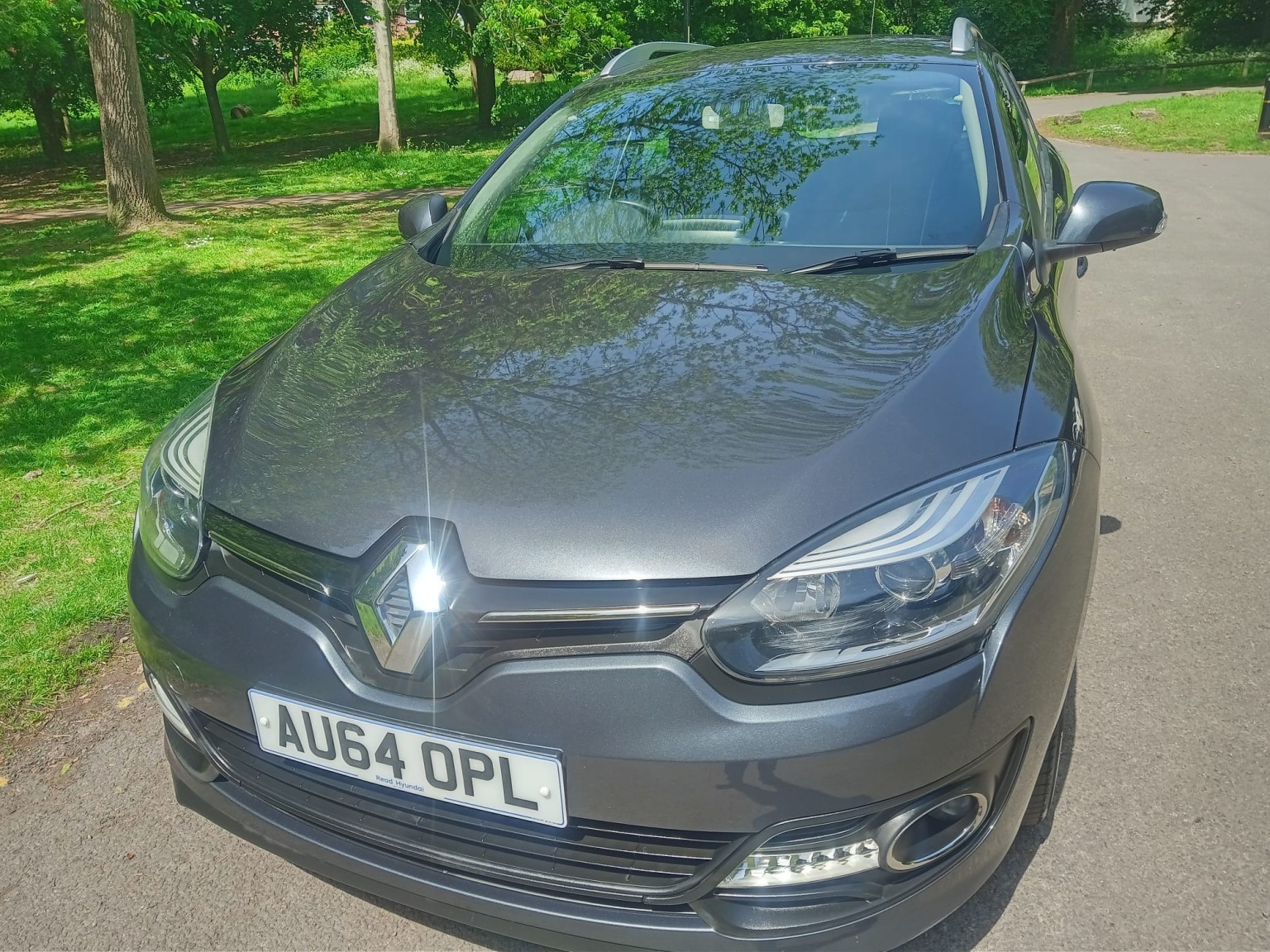 2014 Renault MEGANE 1.5 Dynamique TomTom Energy dCi 110 Stop & Start, exterior view 2