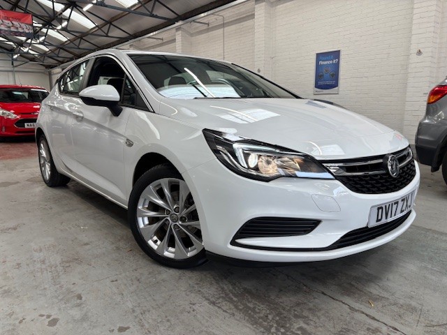2017 Vauxhall ASTRA 1.4 i Design for sale, exterior front view