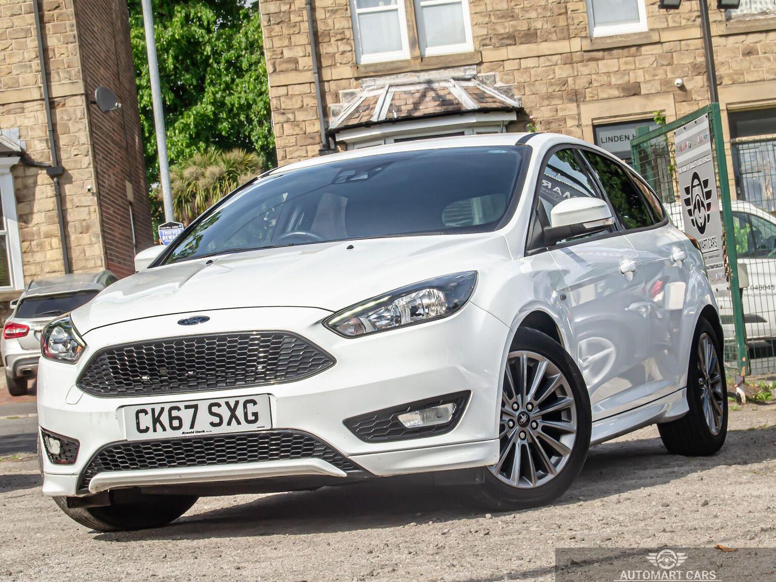 2018 Ford FOCUS 1.5 TDCi ST-Line Euro 6 (s/s) 5dr, exterior view 2