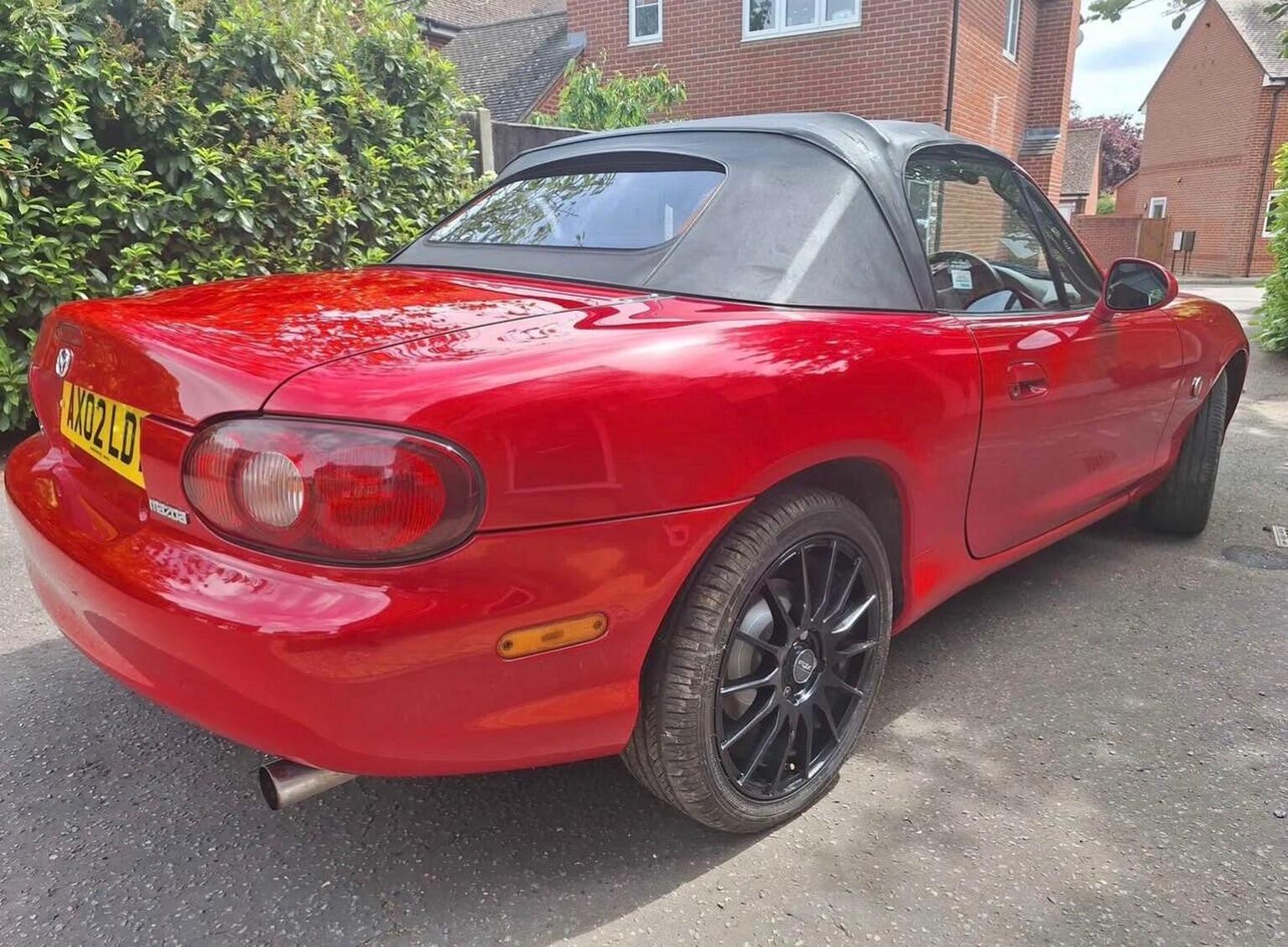 2002 Mazda MX-5 1.6 Arizona 2dr, exterior view 2