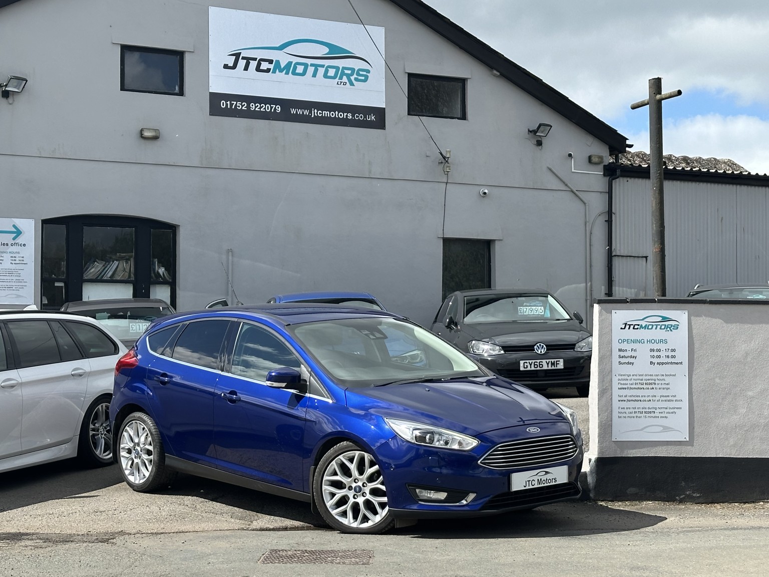 2015 Ford FOCUS 1.5 TDCi 120 Titanium X 5dr Man, diesel, blue + NOW SOLD for sale, exterior front view