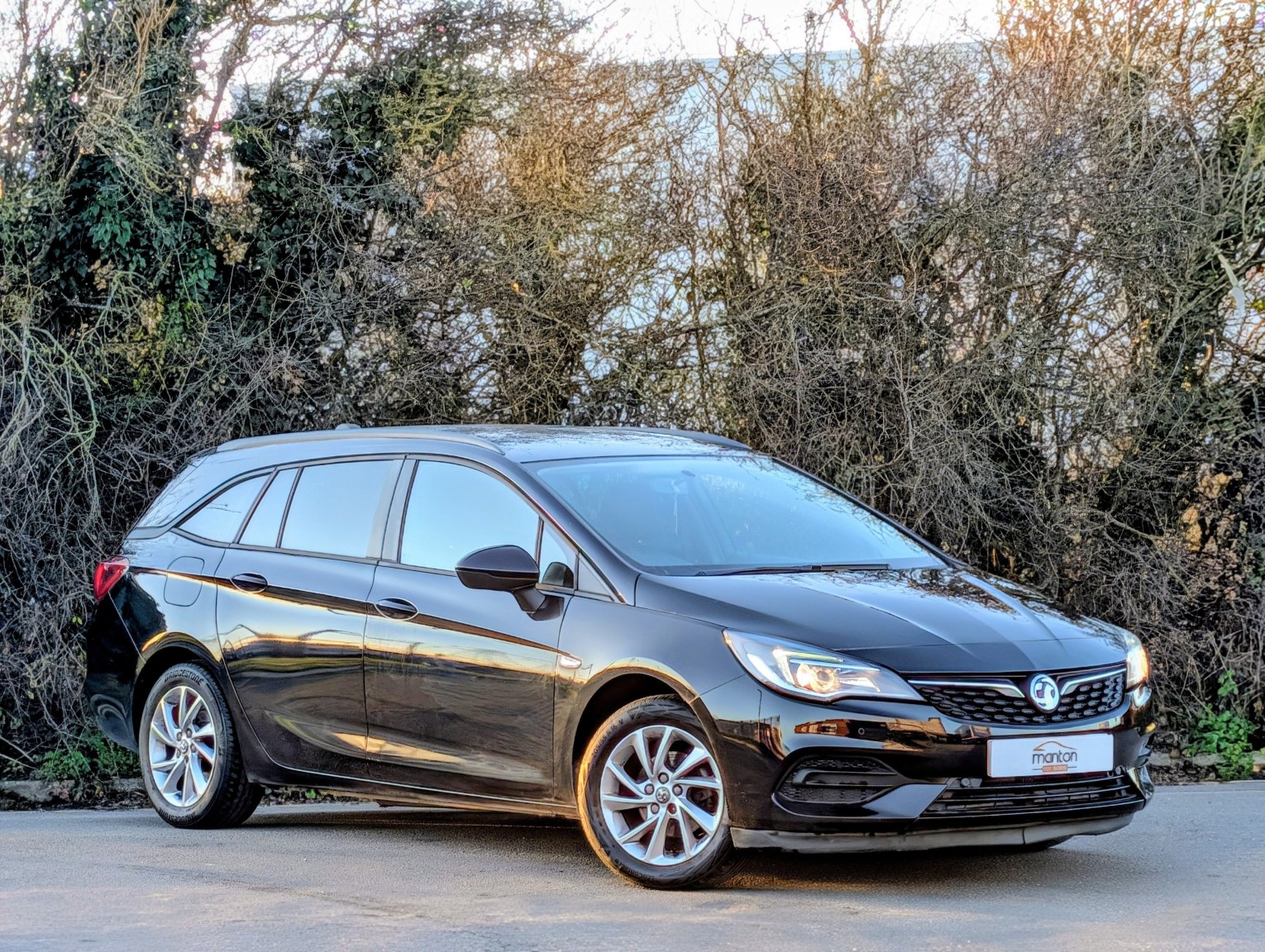 2020 Vauxhall ASTRA 1.2 Turbo Business Edition Navigation 2020 Full Main Dealer Vauxhall Service History 1 Elderly Owner, exterior view 2