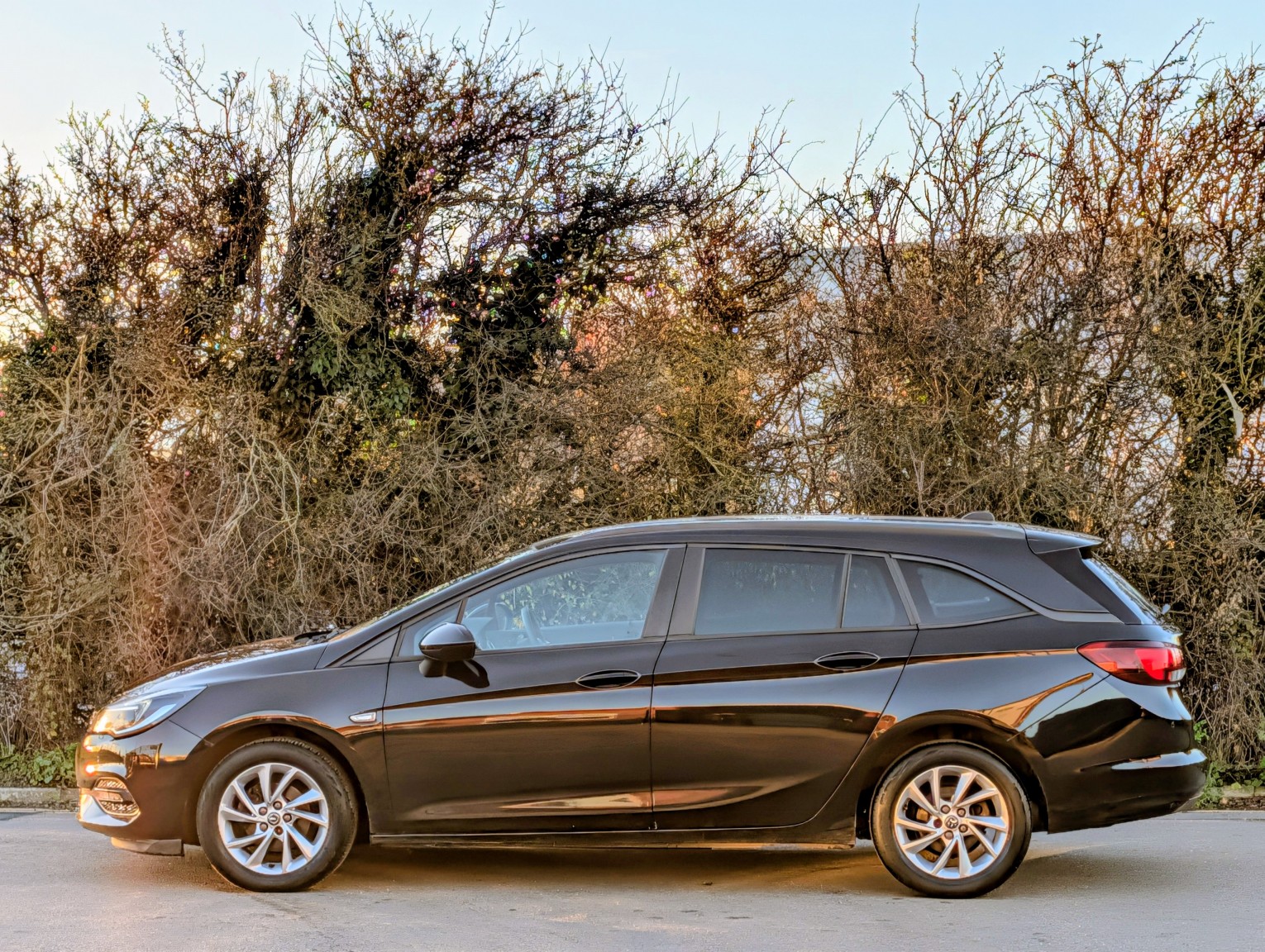 2020 Vauxhall ASTRA 1.2 Turbo Business Edition Navigation 2020 Full Main Dealer Vauxhall Service History 1 Elderly Owner, exterior view 4