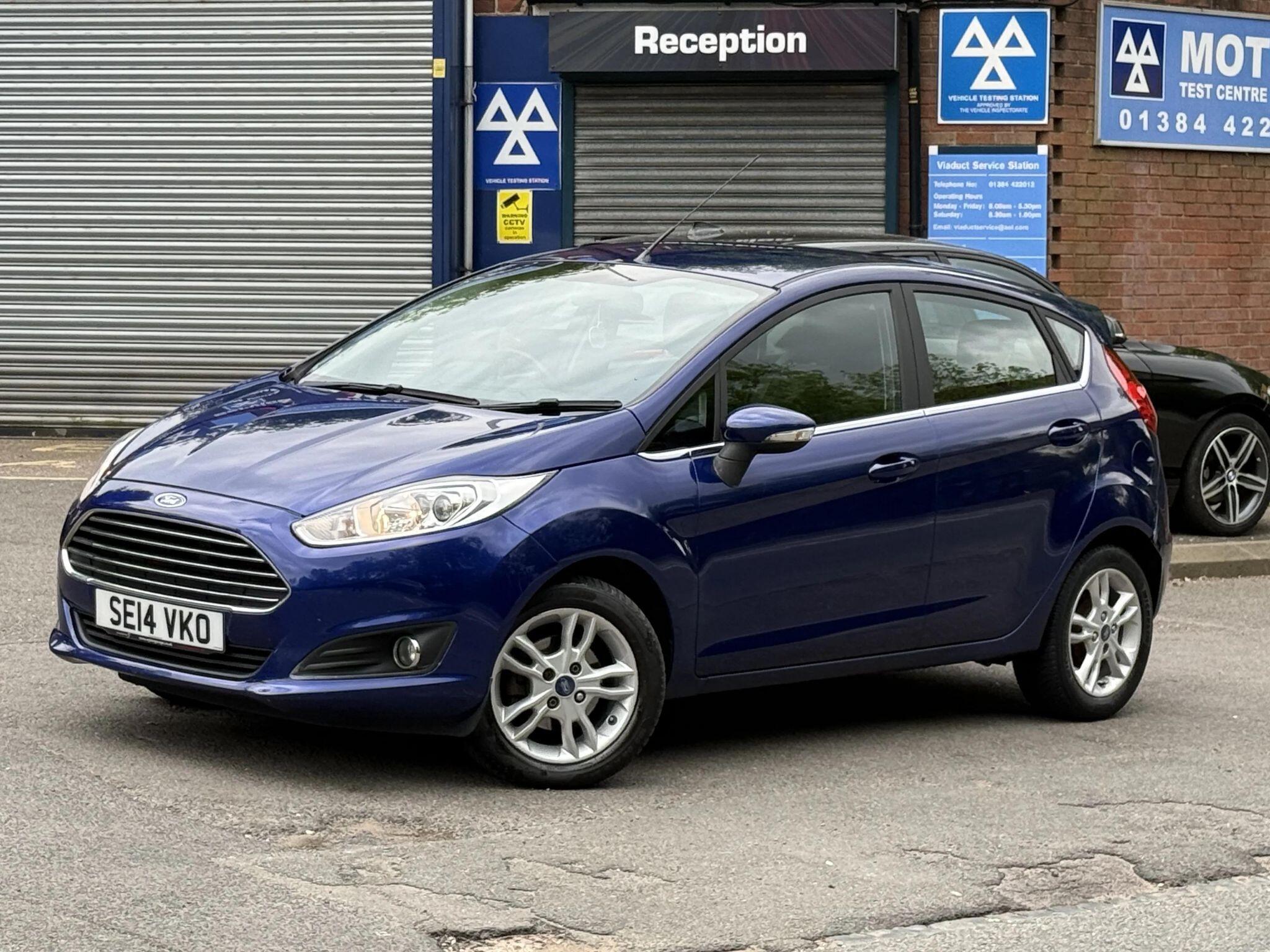 2014 Ford FIESTA 1.5 TDCi Zetec Euro 5 5dr, exterior view 2