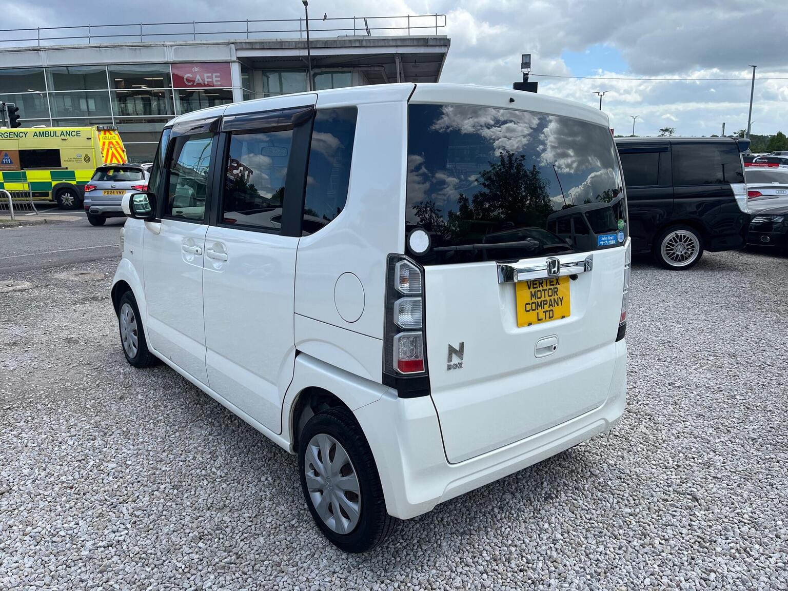2014 Honda N-BOX G 0.7 AUTOMATIC, exterior view 4