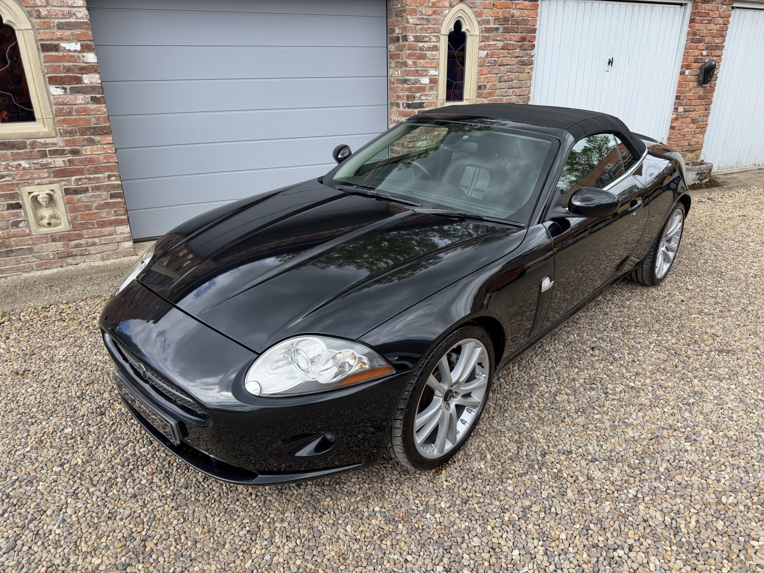 2006 Jaguar XK 4.2 V8, exterior view 2