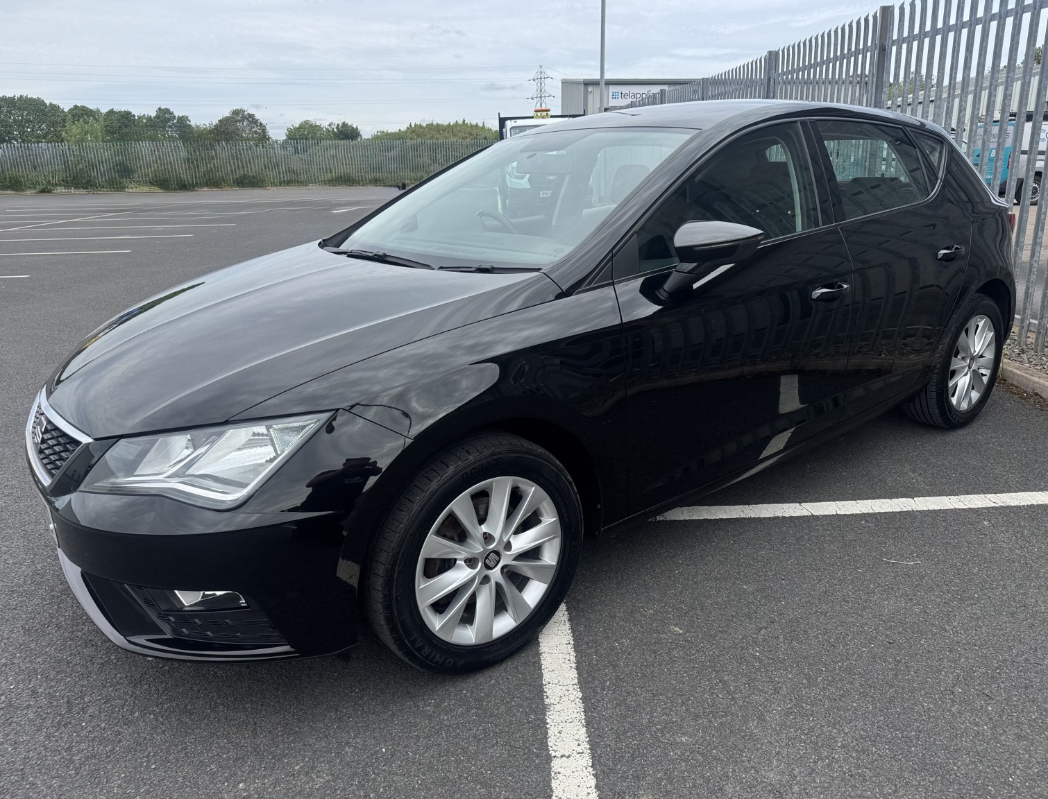 2019 SEAT LEON 1.5 TSI EVO SE, exterior view 2
