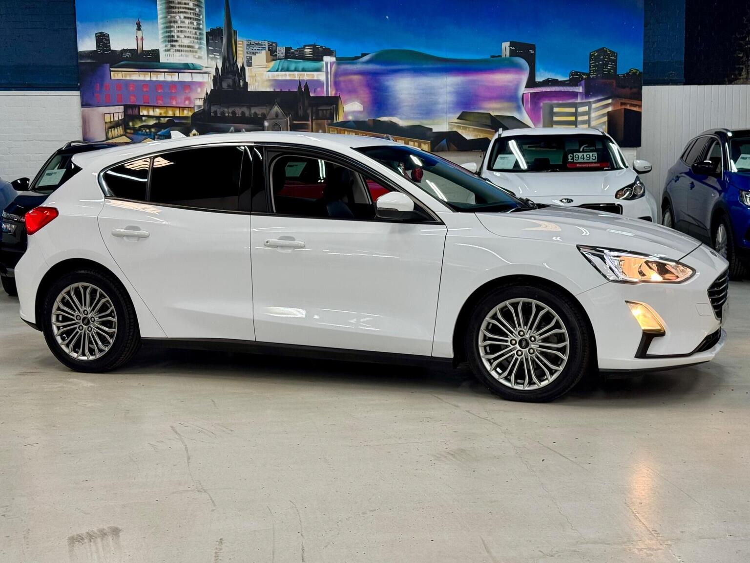 2019 Ford FOCUS 1.0T EcoBoost Titanium X Euro 6 (s/s) 5dr, exterior view 2