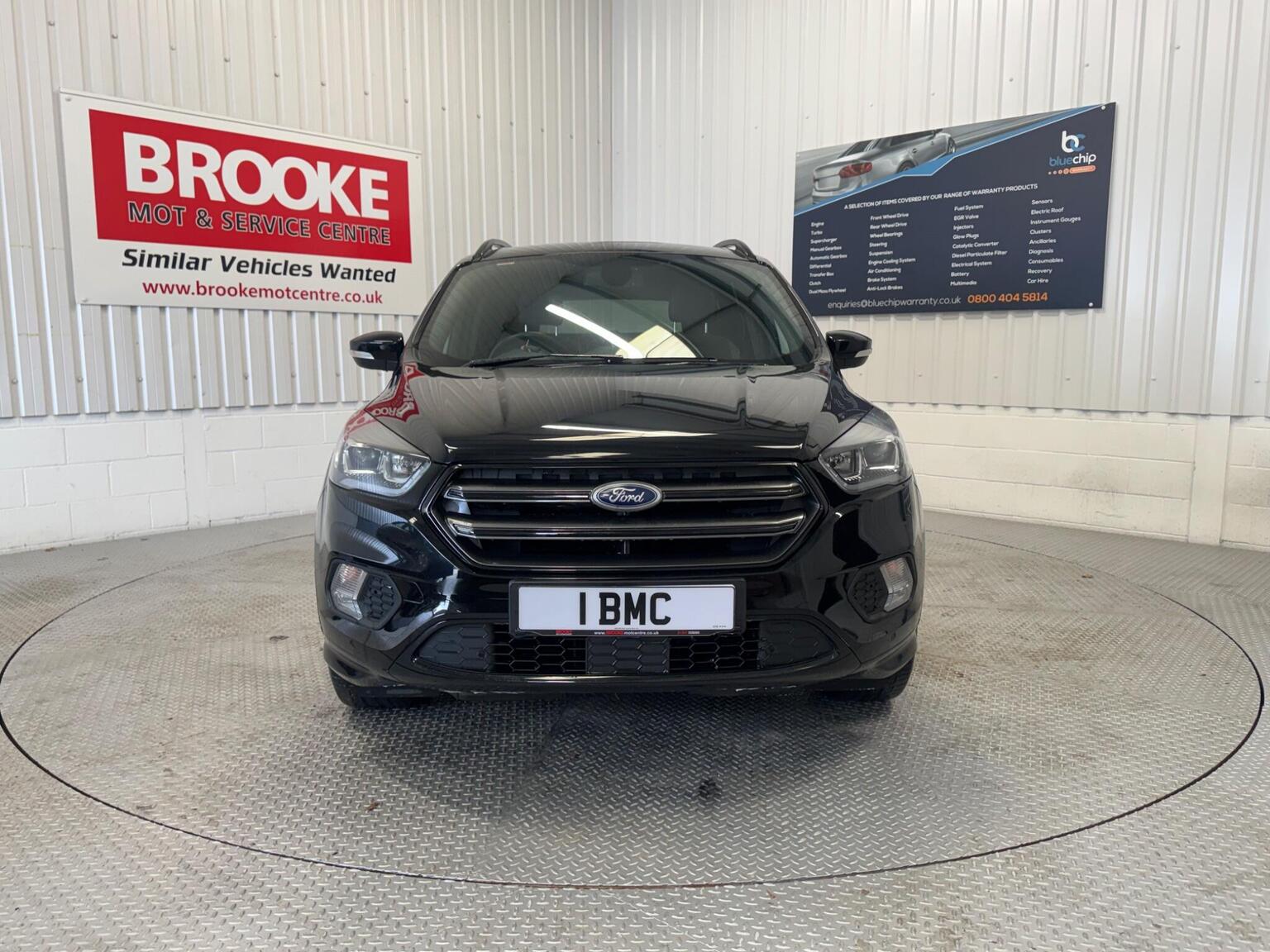 2018 Ford KUGA 1.5T EcoBoost ST-Line Euro 6 (s/s) 5dr, exterior view 2