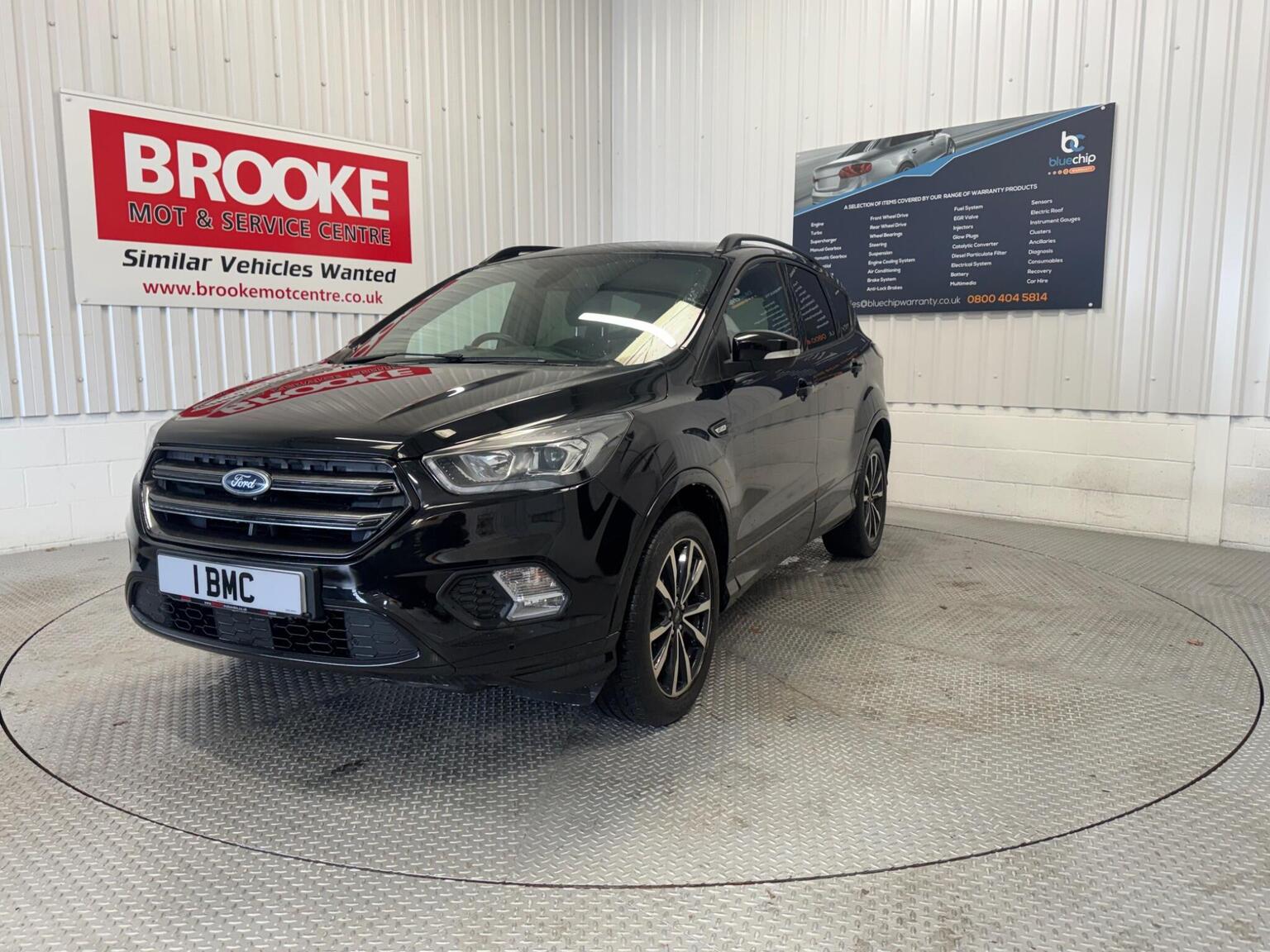 2018 Ford KUGA 1.5T EcoBoost ST-Line Euro 6 (s/s) 5dr, exterior view 3
