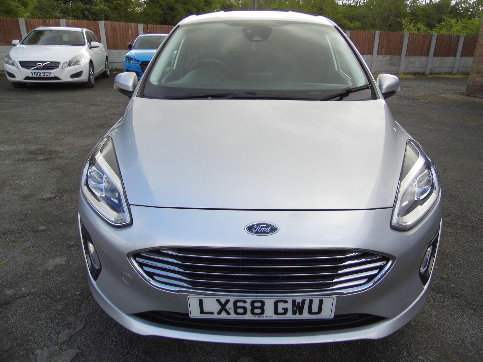 2018 Ford FIESTA 1.0T EcoBoost Zetec Euro 6 (s/s) 5dr, exterior view 2