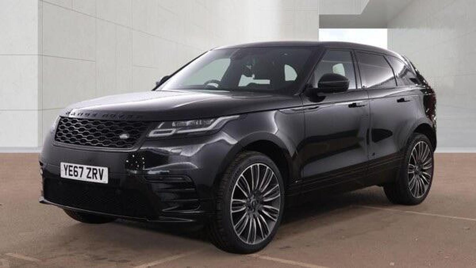 2017 Land Rover RANGE ROVER VELAR 2.0 D180 R-Dynamic S Auto 4WD Euro 6 (s/s) 5dr, exterior view 2