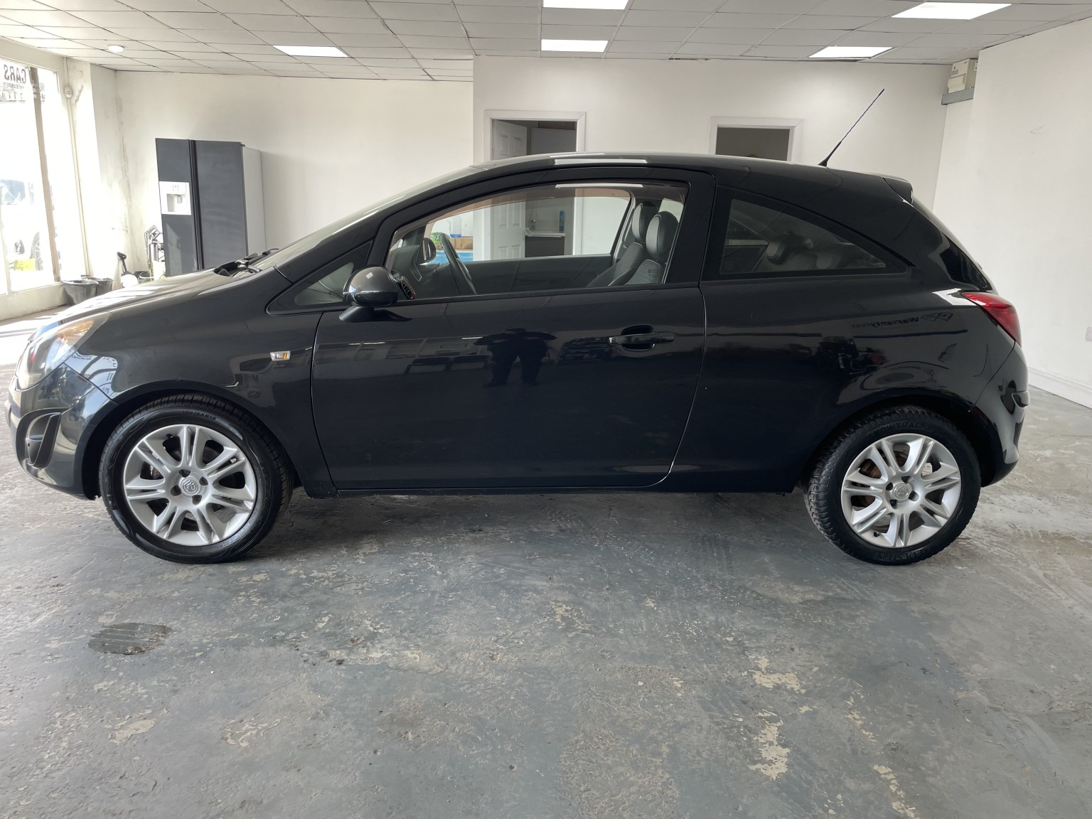 2014 Vauxhall CORSA 1.2 16V Excite, exterior view 3