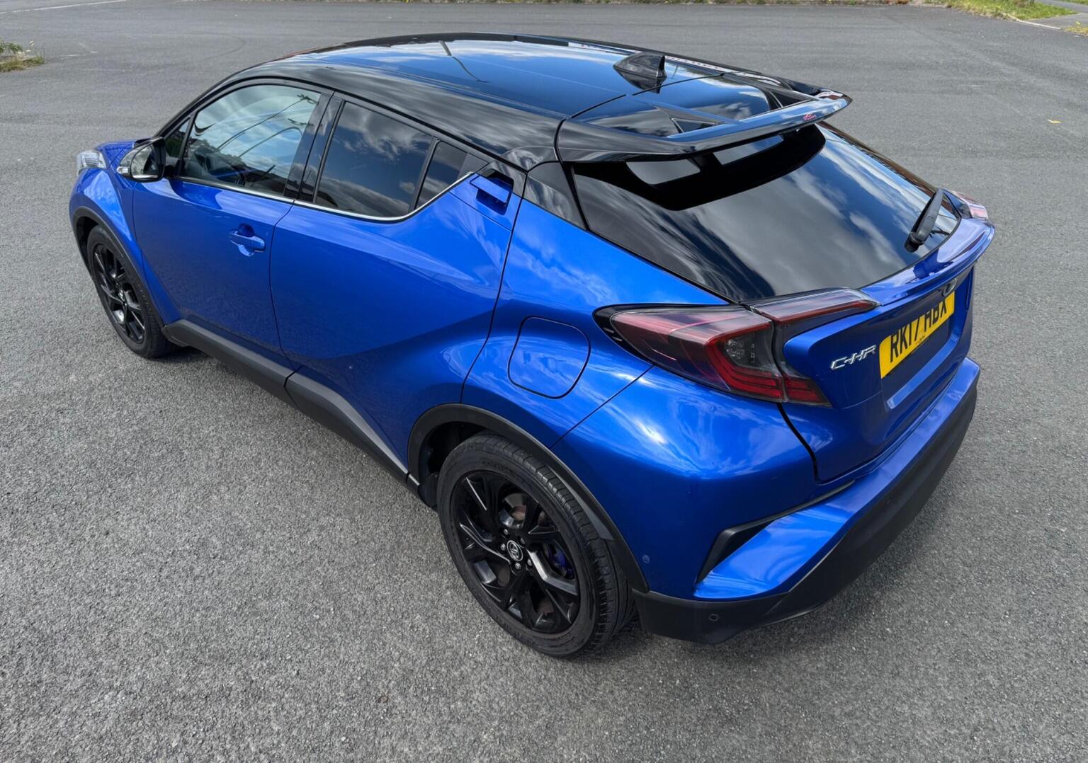 2017 Toyota C-HR 1.8 VVT-h Dynamic CVT Euro 6 (s/s) 5dr, exterior view 2