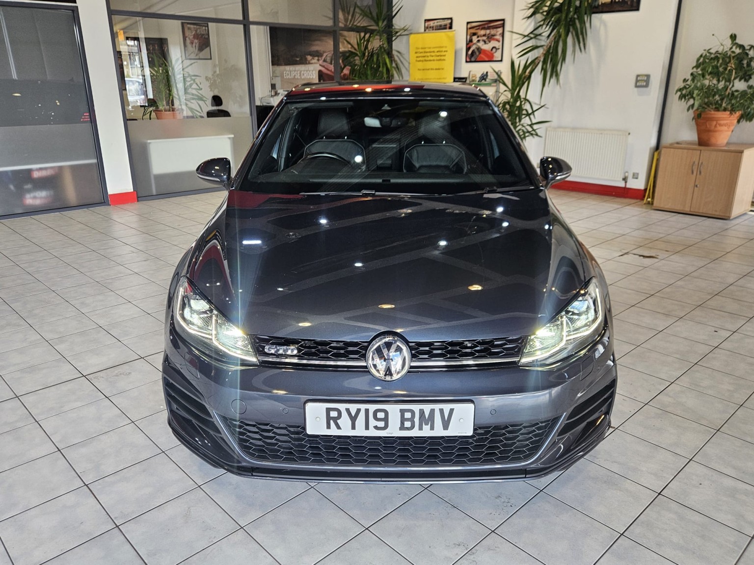 2019 Volkswagen GOLF 2.0 TDI GTD(CAT-S), exterior view 2