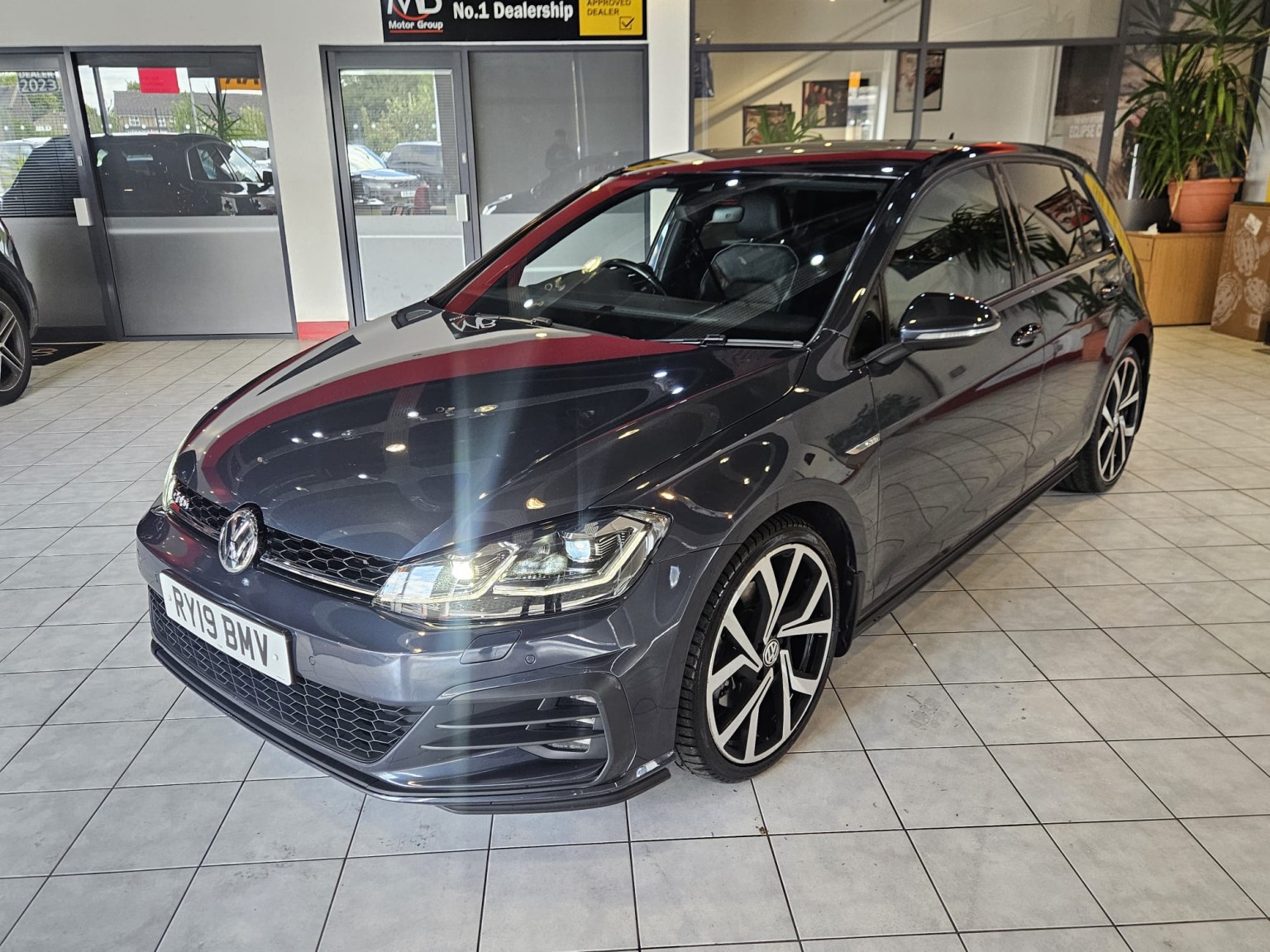 2019 Volkswagen GOLF 2.0 TDI GTD(CAT-S), exterior view 3
