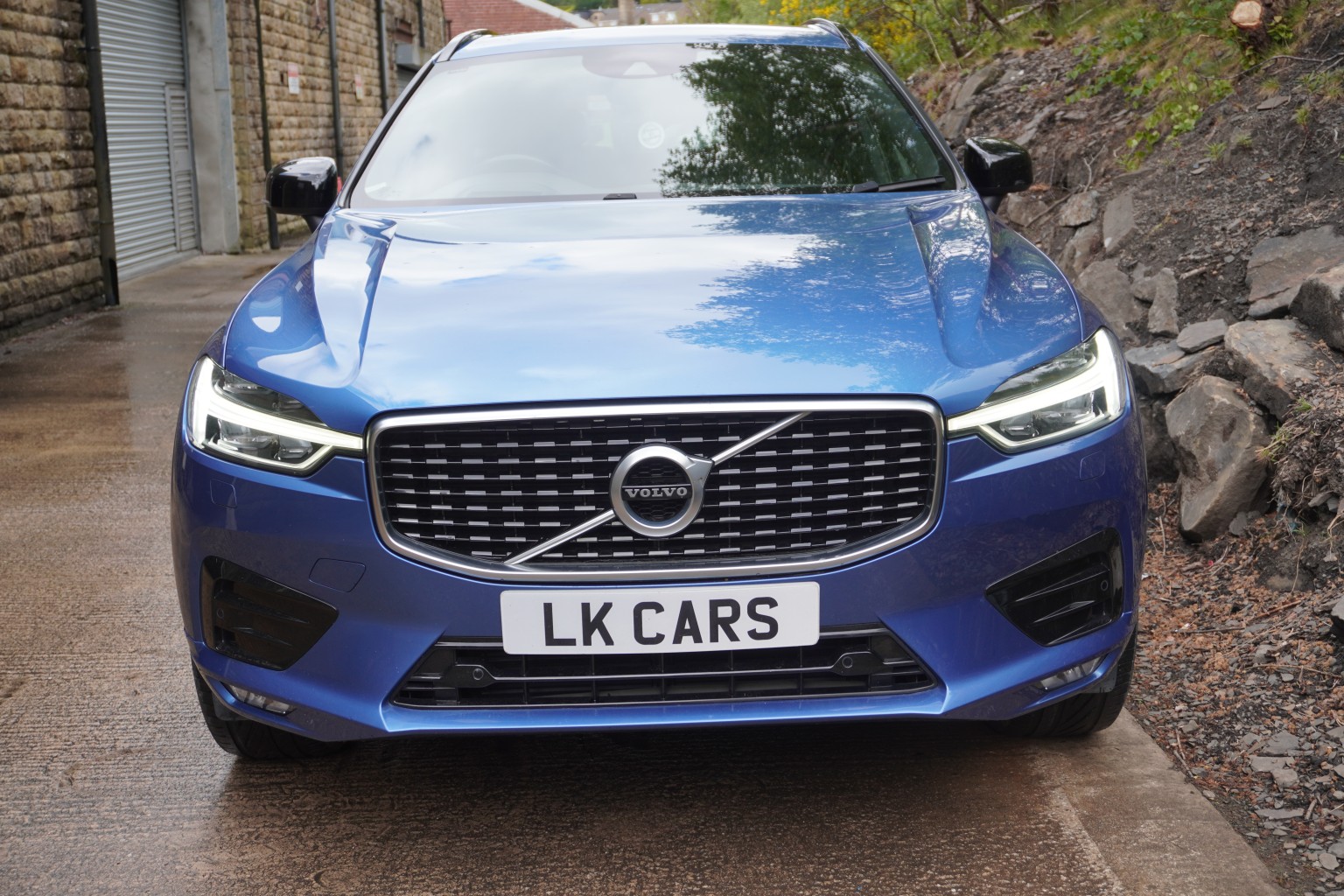 2019 Volvo XC60 2.0 R-Design Pro B5 Diesel AWD, exterior view 3