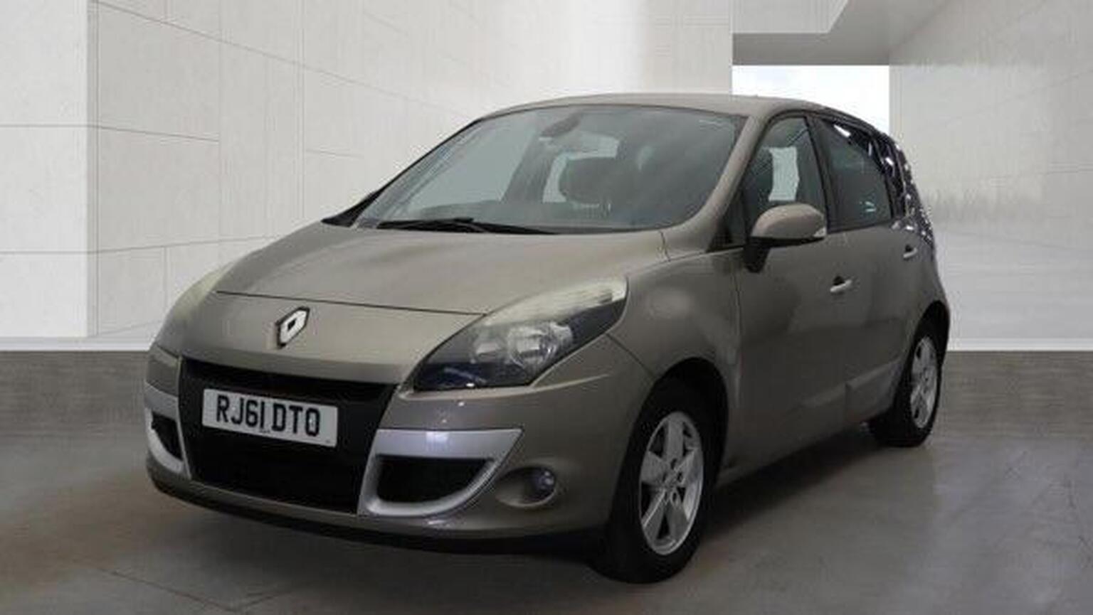 2011 Renault SCENIC 1.5 dCi Dynamique TomTom EDC Euro 5 5dr, exterior view 2
