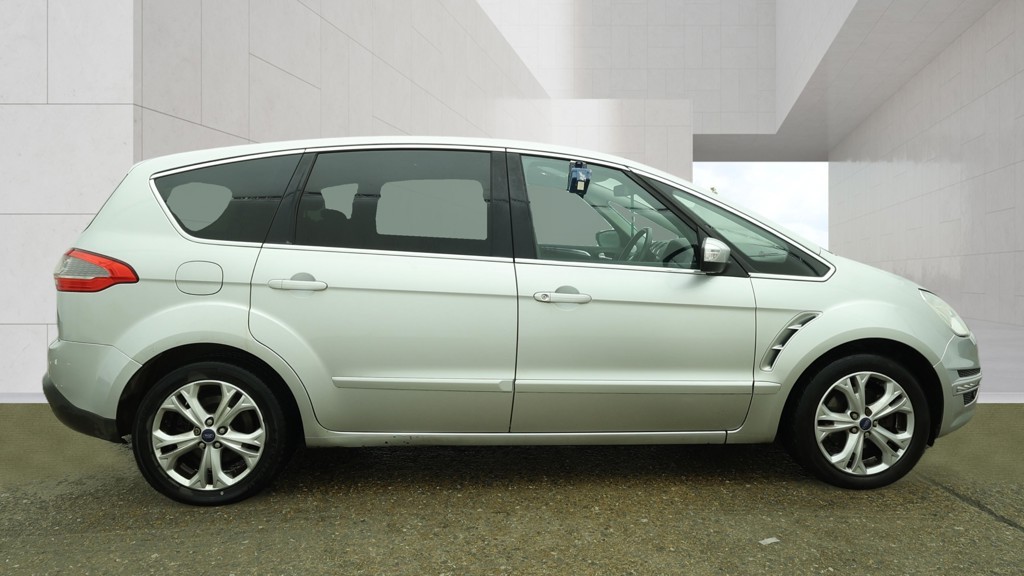 2012 Ford S-MAX 2.0 TDCi Titanium, exterior view 4