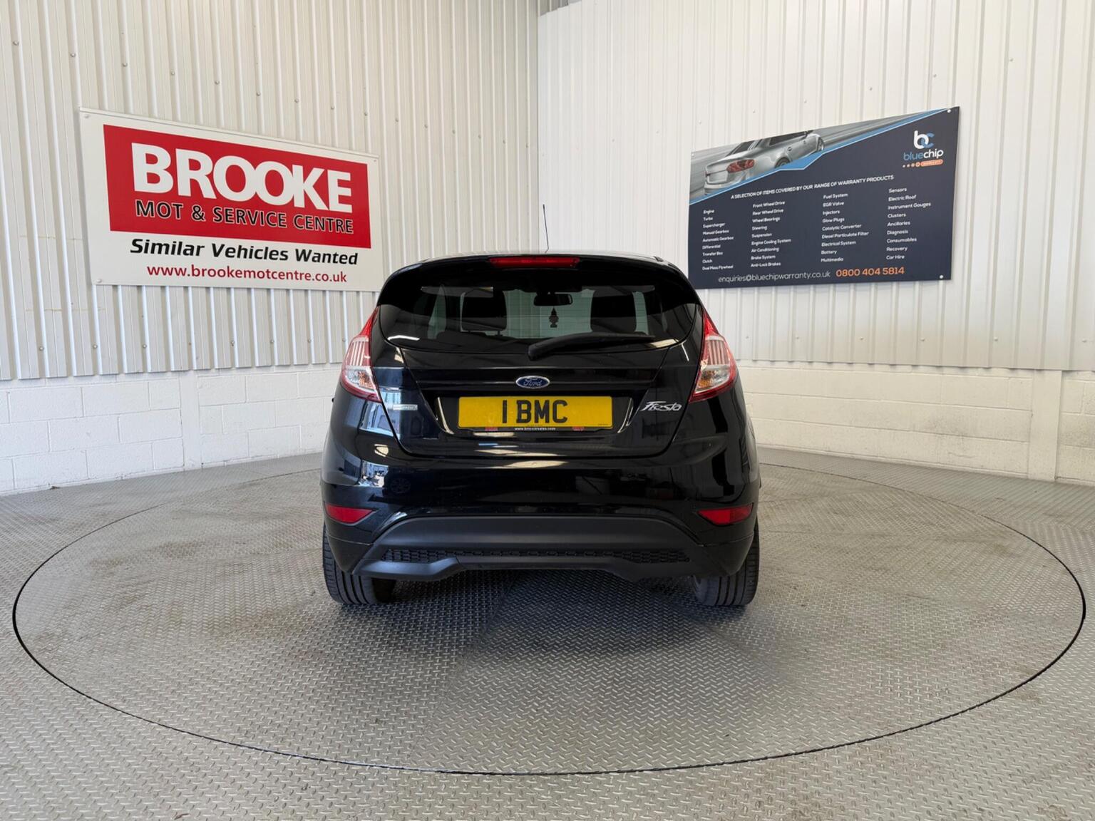 2015 Ford FIESTA 1.0T EcoBoost Zetec S Euro 6 (s/s) 3dr, exterior view 4