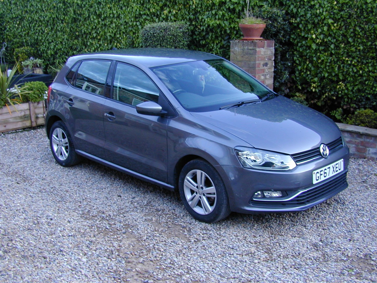 2017 Volkswagen POLO Ref 8803 - VW Polo 1.2 TSi Match  (UK - RHD), exterior view 2