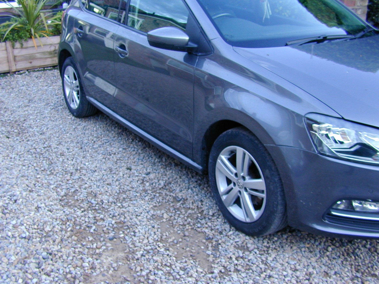 2017 Volkswagen POLO Ref 8803 - VW Polo 1.2 TSi Match  (UK - RHD), exterior view 3