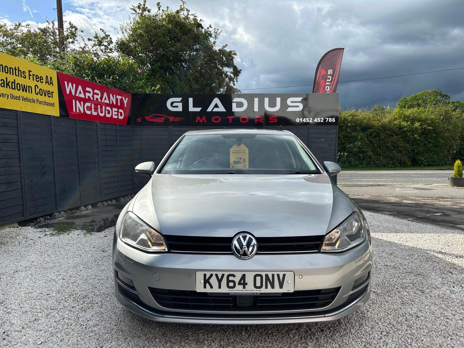 2014 Volkswagen GOLF 2.0 TDI BlueMotion Tech GT DSG Euro 5 (s/s) 5dr, exterior view 2