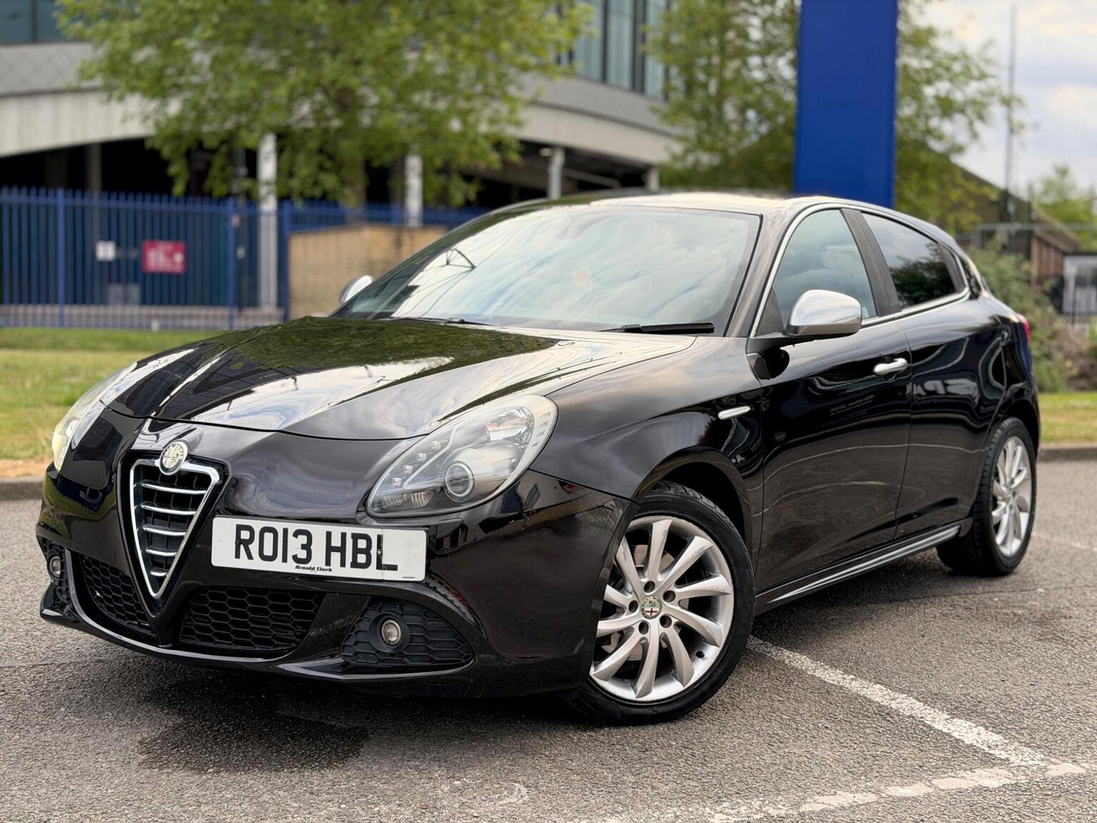 2013 Alfa Romeo GIULIETTA 1.4 TB MultiAir Veloce TCT Euro 5 (s/s) 5dr for sale, exterior front view