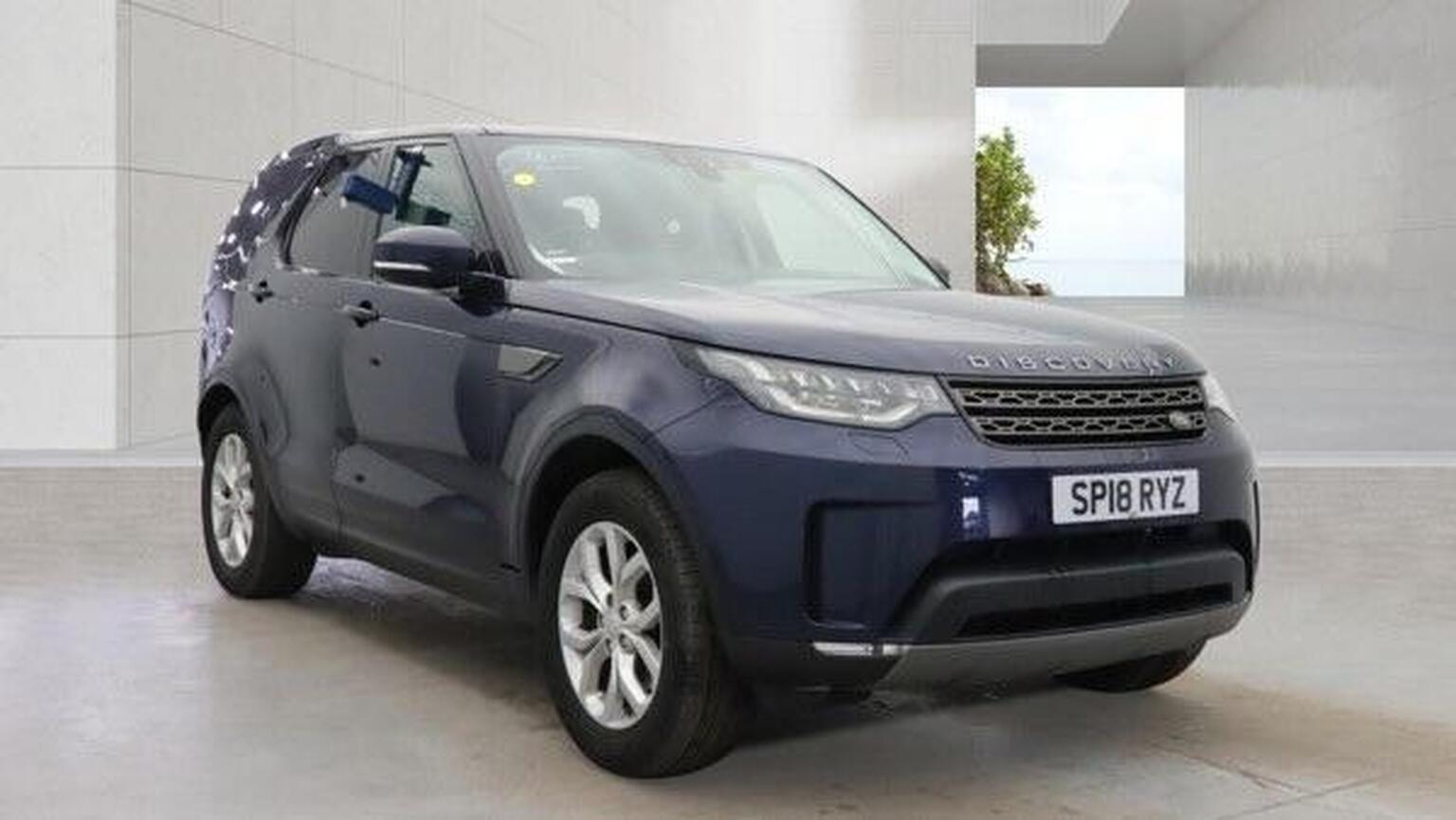 2018 Land Rover DISCOVERY 3.0 TD V6 SE Auto 4WD Euro 6 (s/s) 5dr for sale, exterior front view