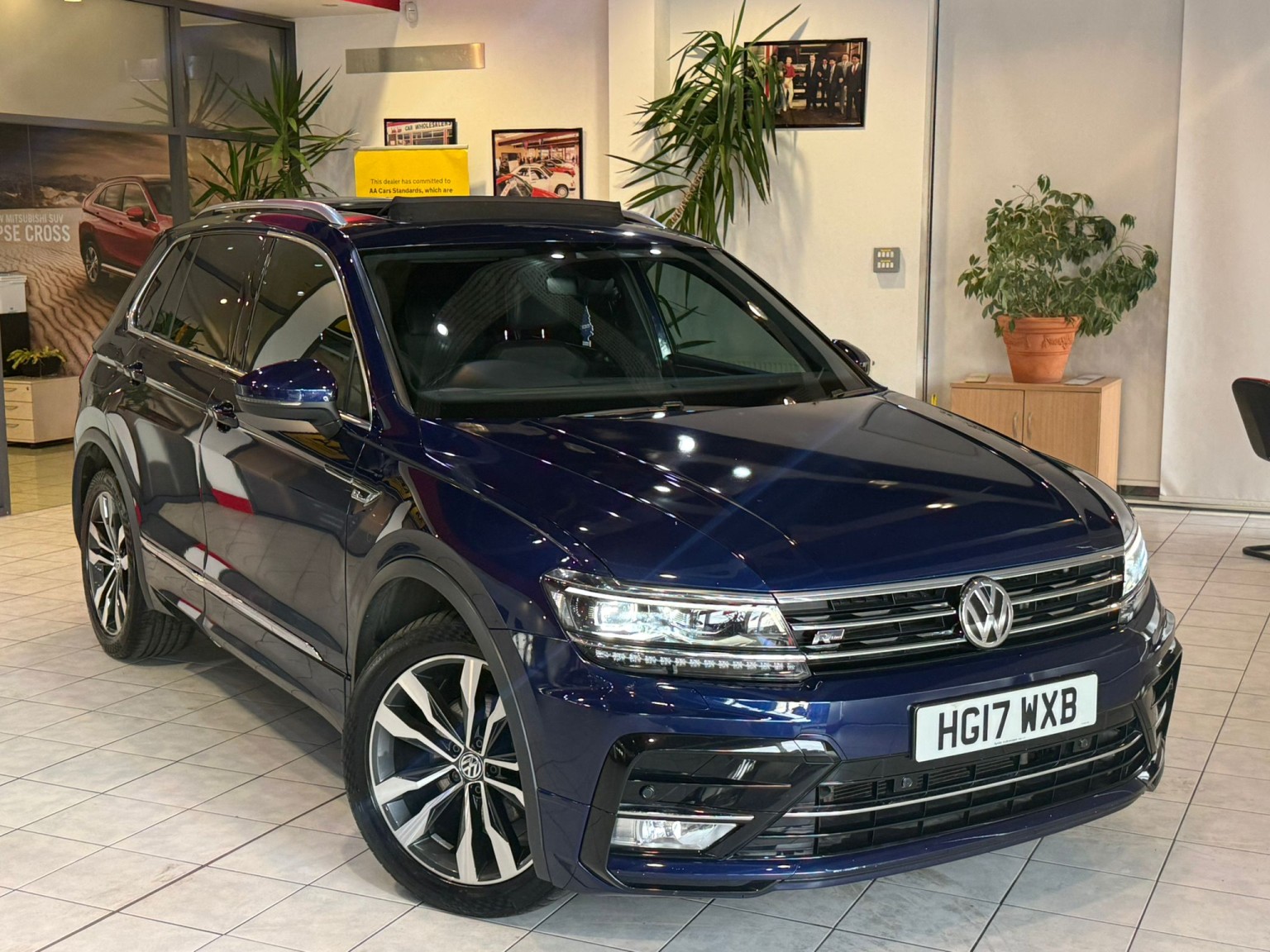 2017 VOLKSWAGEN TIGUAN 2.0 TDI BlueMotion Tech R-Line