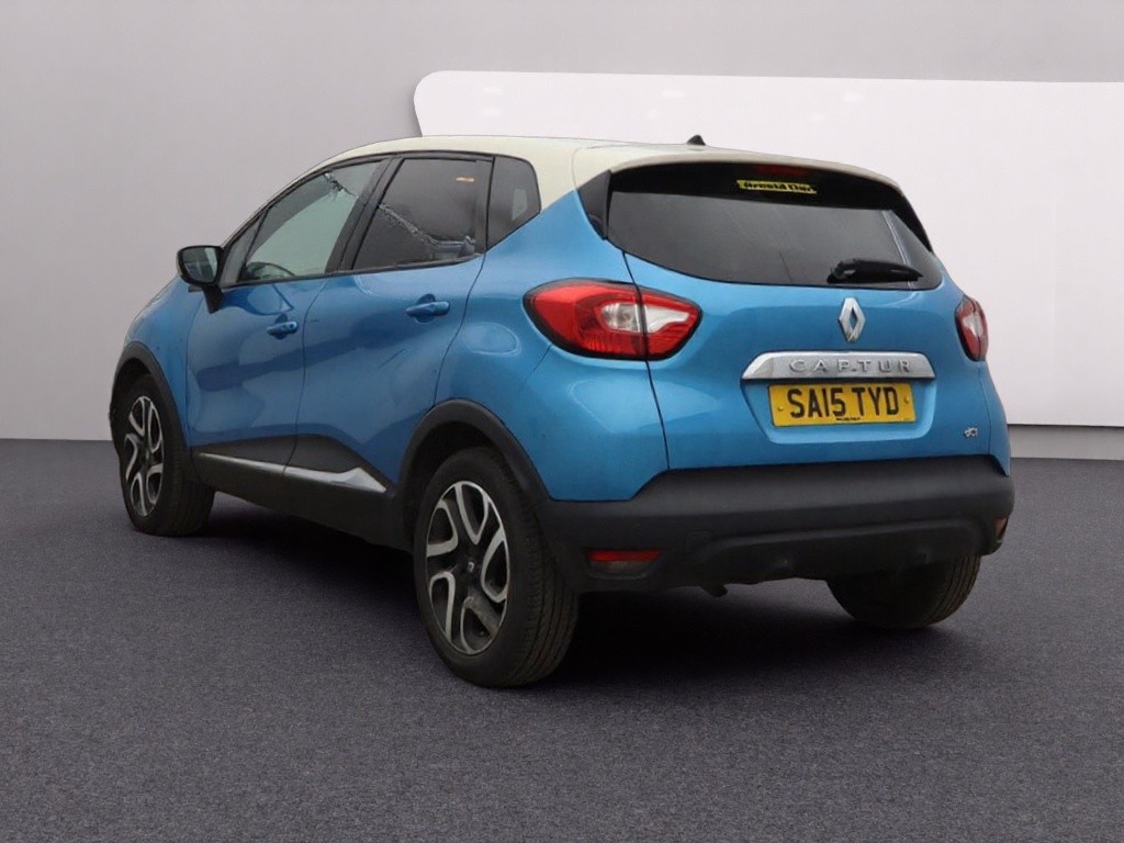 2015 Renault CAPTUR 1.5 Dynamique S MediaNav dCi 90 Stop & Start, exterior view 3