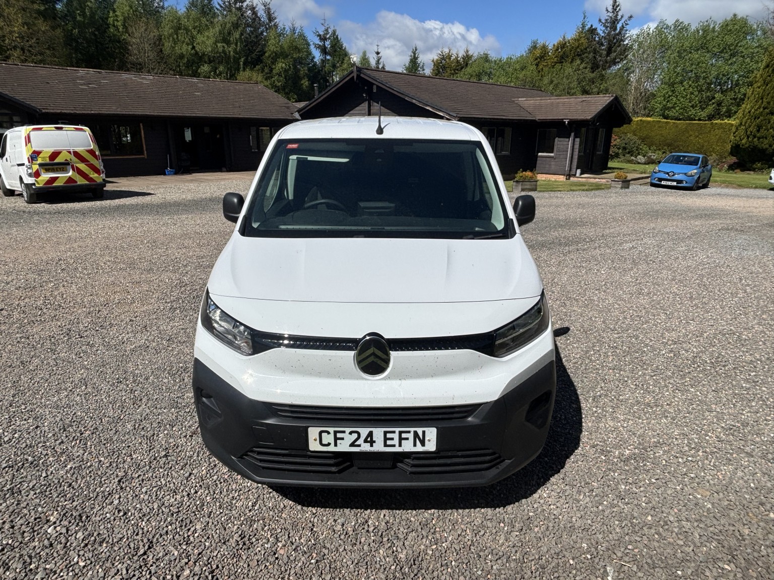 2024 Citroen BERLINGO 1.5 BlueHDi 1000 Enterprise M, exterior view 3