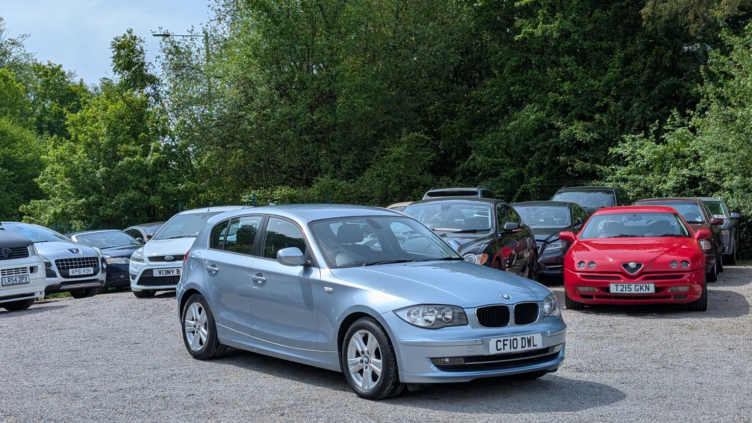 2010 BMW 1 SERIES 2.0 116i SE 5 door for sale, exterior front view