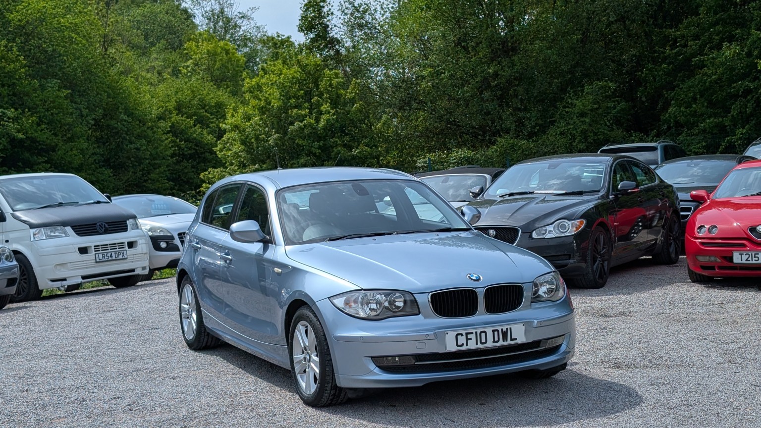 2010 BMW 1 SERIES 2.0 116i SE 5 door, exterior view 4