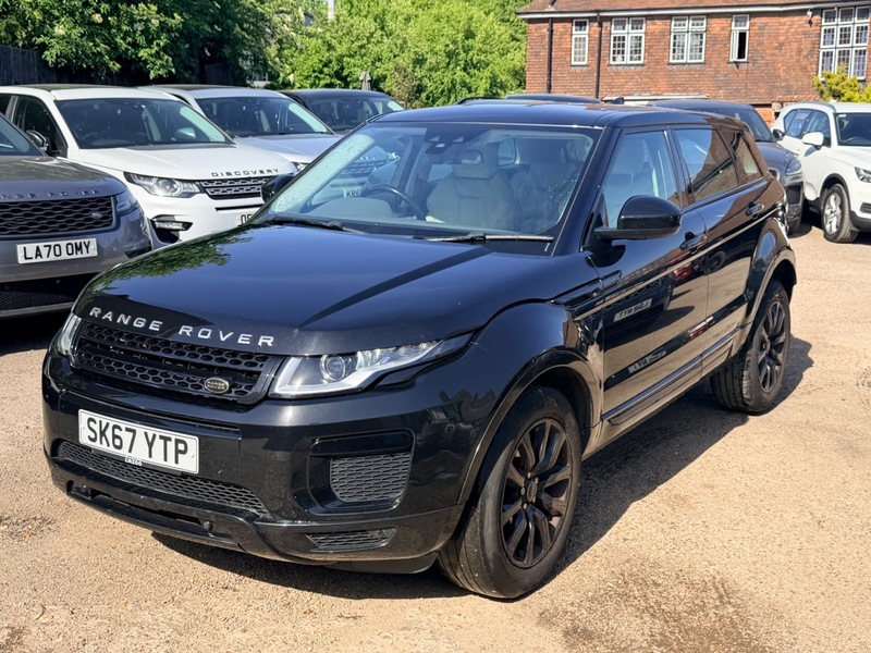 2017 Land Rover Range Rover Evoque TD4 SE, exterior view 3