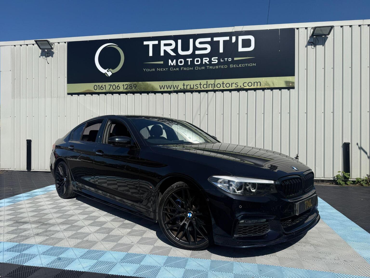 2017 BMW 5 SERIES 2.0 530e 9.2kWh M Sport Auto Euro 6 (s/s) 4dr, exterior view 3